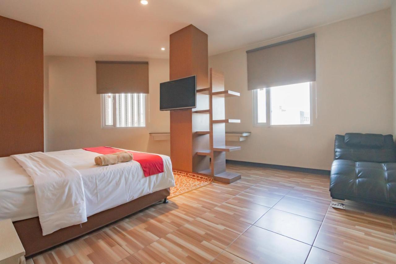 Reddoorz Premium Near Bandung Station Otel Dış mekan fotoğraf